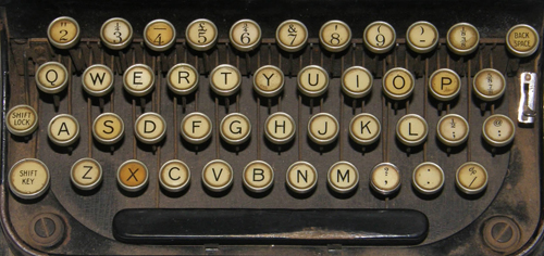 op_typewriter_keyboard_sm